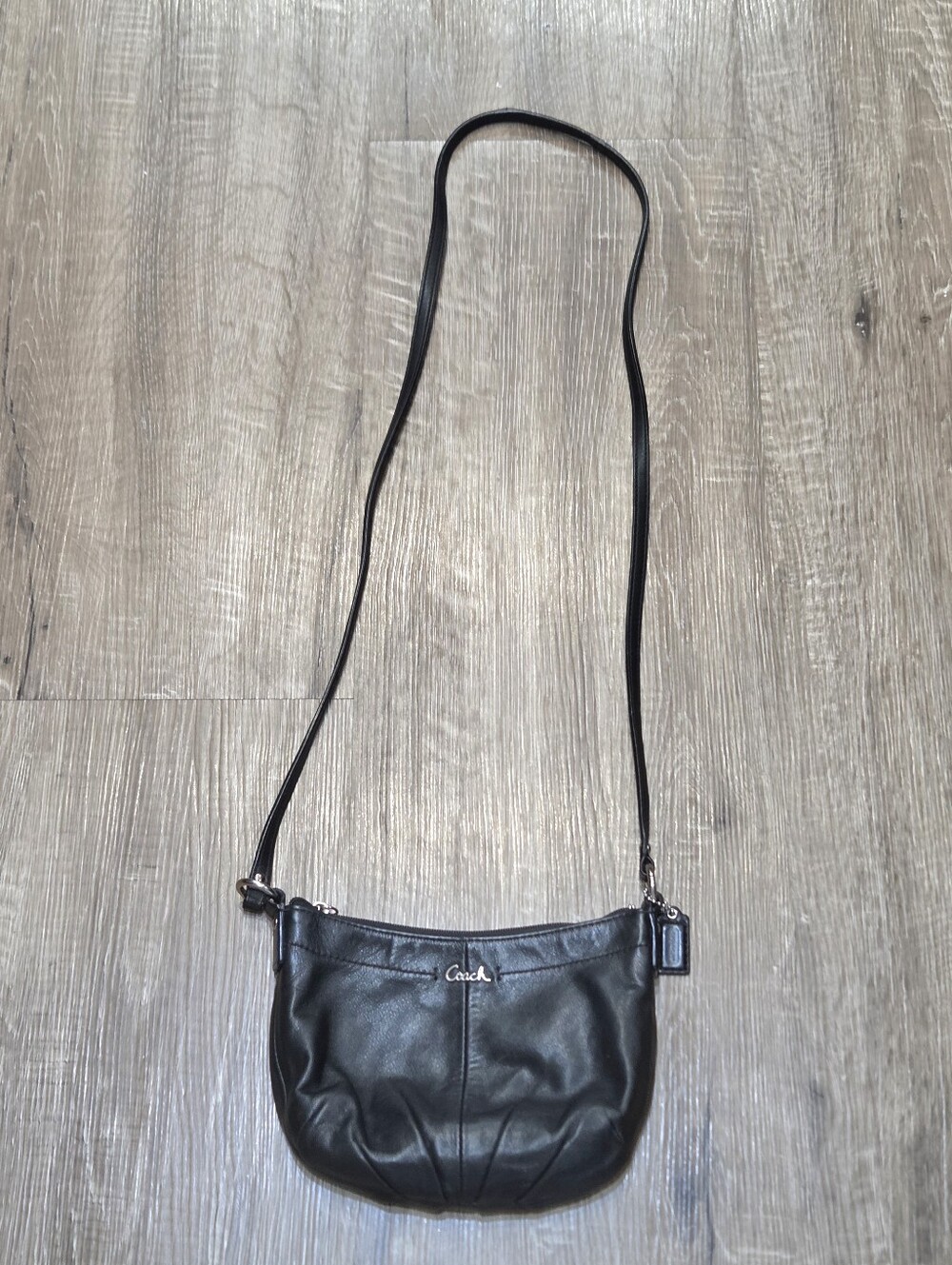Coach Ashley Black Smooth Leather Crossbody Bag Purse Purple Liner Pleated